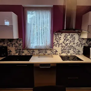 Komel I Apartment Opatija